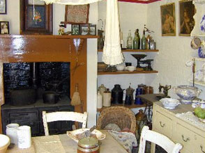 Cottage Kitchen 1